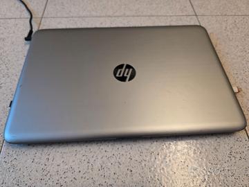 laptop HP amd/radeon r5 16gb RAM win 11