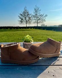 UGG MINI Botticino 37 Nuove Originali Unisex