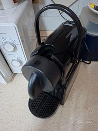 macchina caffè Nespresso de longhi
