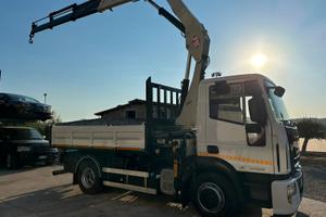 Iveco Eurocargo 120-25 con Gru PM e Ribaltabile