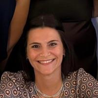 Baby sitter / aiuto compiti / lezioni private