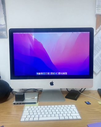 Apple  iMac 21.5"  (Late2015)