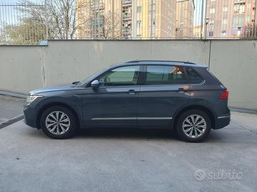VW TIGUAN 2.000 TDI 150 CV SCR DSG LIFE -  10/2021
