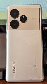 realme gt6t silver un anno garanzia