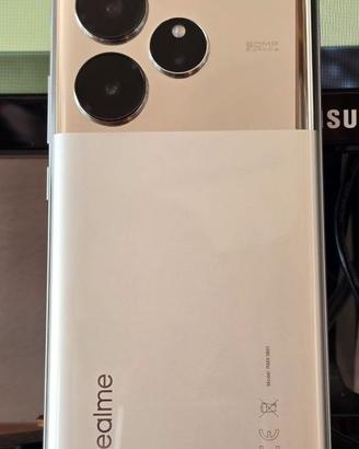 realme gt6t silver un anno garanzia
