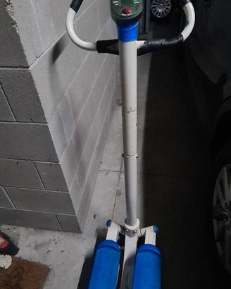 Mini Stepper con manubrio e Display - La Loggia