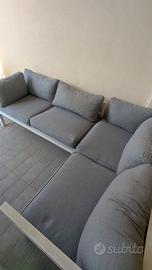 Salotto da giardino ad angolo grigio