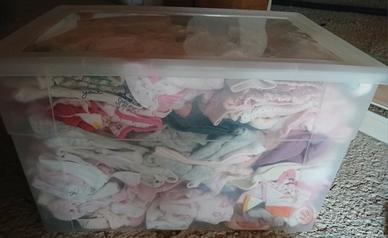 Vestitini e tutine neonata 0-6mesi