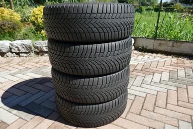 gomme Bridgestone 185\55\16 M+S Quattro Stagiomi