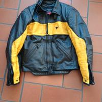 Giubbotto in pelle con banda gialla Dainese