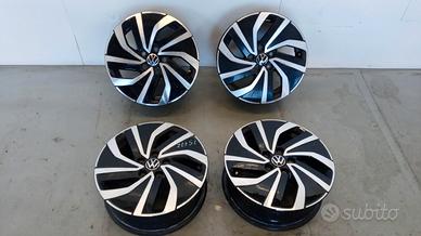 KIT 4 CERCHI IN LEGA VOLKSWAGEN Polo 2021> usato