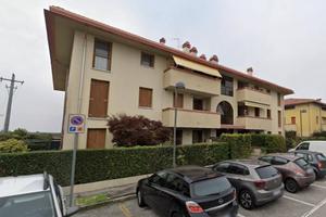 Immobile in asta di 100 m² con 4 locali e box auto
