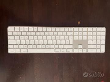 Apple Magic Keyboard con Touch ID 2023