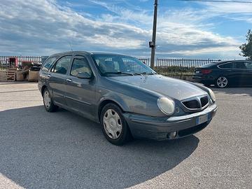 Lancia Lybra 1.9 JTD cat Station Wag.