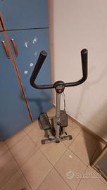 Stopper fitness da casa. Manubrio e computer LCD