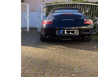 Porsche 996 carrera 4