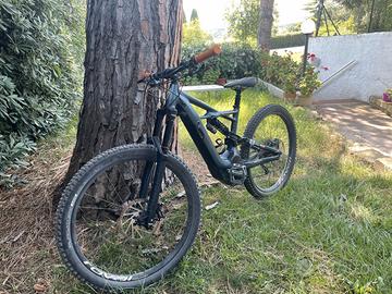 E-MTB TURBO KENEVO COMP
