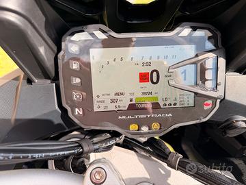 Multistrada 1260 grand tour