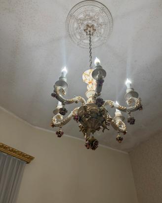Lampadari con applique