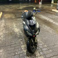 Aprilia SR factory 2010