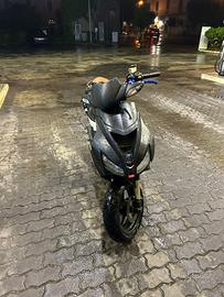 Aprilia SR factory 2010