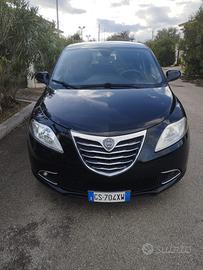 Lancia Ypsilon 0.9 TwinAir Metano 5 porte