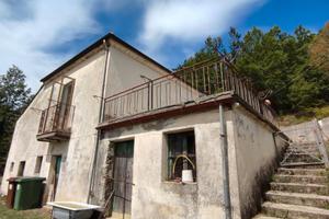 Casa indipendente da ristrutturare