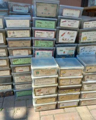 Stock ricambi radio d epoca e apparecchi elettrici
