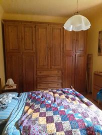 armadio in legno massello ciliegio