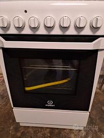 Cucina GAS Indesit