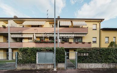 TRILOCALE RECENTE CON DOPPI SERVIZI