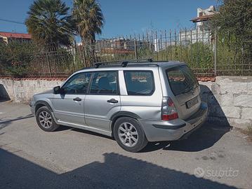  Subaru Forester da sostituirepompa dell'ac
