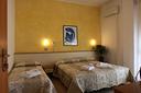 hotel-tre-stelle-a-rimini-a-riscatto