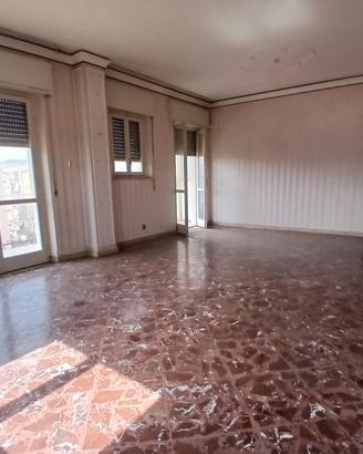 Doppio appartamento sei vani porta ferdinandea