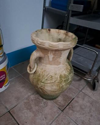 VASI IN TERRA 