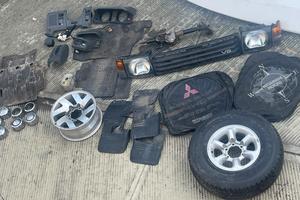 Ricambi Mitsubishi pajero