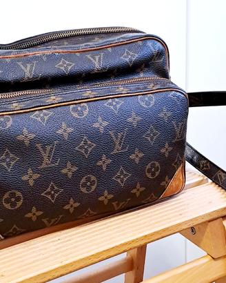 BORSA LOUIS VUITTON MOD. NILE - MONOGRAM