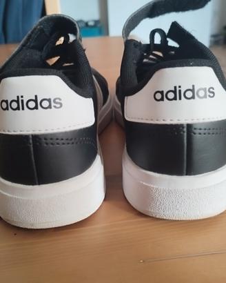 Scarpe ADIDAS da bambino/a