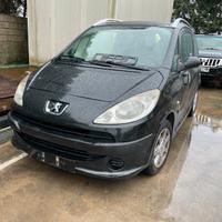 Ricambi usati per Peugeot 1007 del 2006