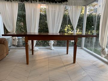 tavolo legno massello + 4 sedie