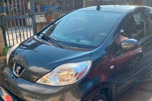 Peugeot 107 - 2006