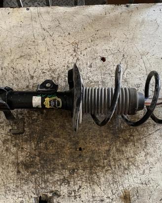 AMMORTIZZATORE ANTERIORE DESTRO NISSAN Juke 1° Se