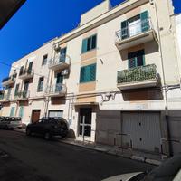 Cappuccini luminoso trivani con box triplo