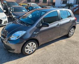 Toyota Yaris 1.0 Sol 5p GPL