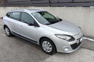 Megane 3 1.5 dCi 110CV neopat. distribuzione fatta