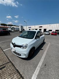 Twingo Urban Night 2023