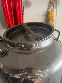 Contenitore olio di oliva