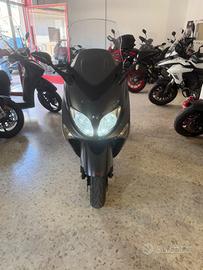 Yamaha T Max Black iniezione