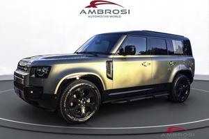 LAND ROVER Defender 3.0 SWB X-DYNAMIC SE