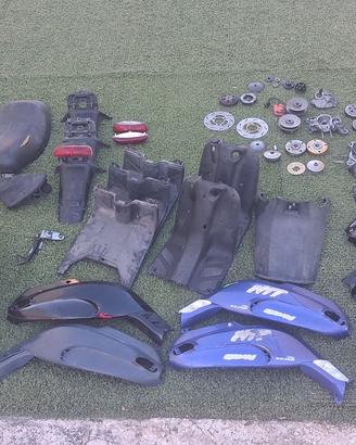 Ricambi NTT, TYPHOON e faro RUNNER.